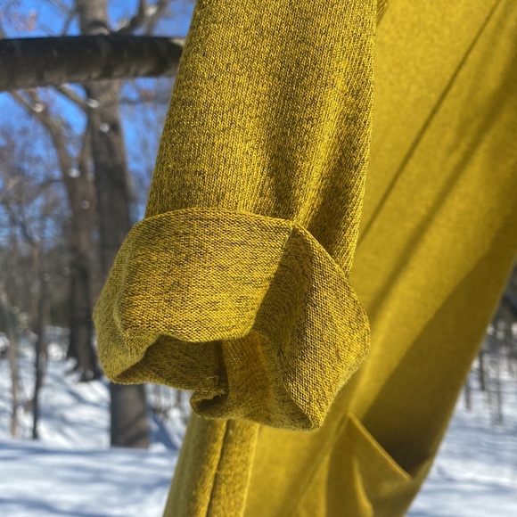 Hoodie Tunic with Pockets - Picture 9 of 12
